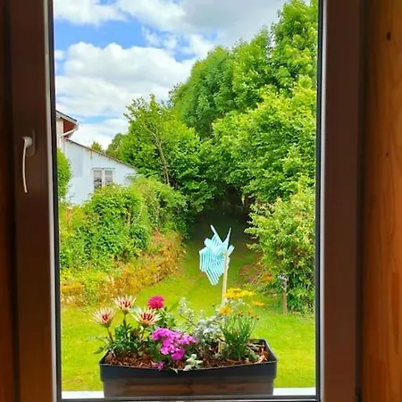 Le Maison Avec Jardin Feriehus Messeix